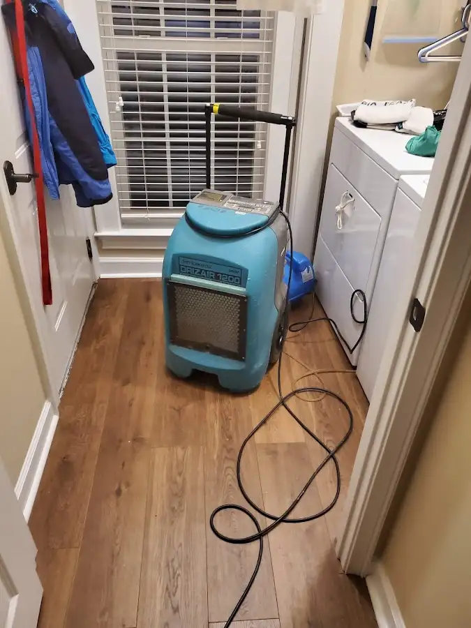 Commercial dehumidifier deployed for Crawl Space Restoration in Calipatria